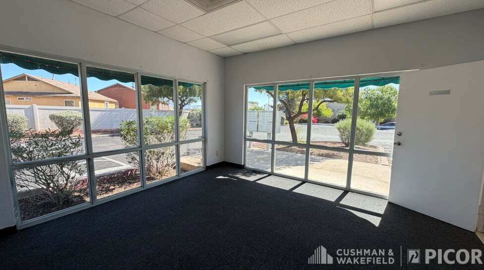 7941 E Lakeside Pky, Tucson, AZ à louer - Photo de l’immeuble – Image 2 sur 8