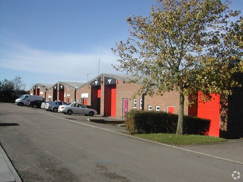 Alvis Way, Daventry à louer - Photo de l’immeuble – Image 2 sur 3