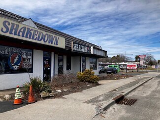 Plus de détails pour 554 Medford Ave, Patchogue, NY - Local commercial à louer