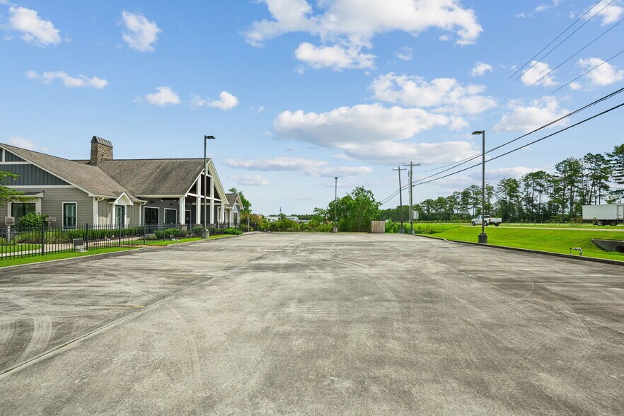 27735 James Chapel Rd N, Holden, LA à vendre - Photo de l’immeuble – Image 2 sur 50