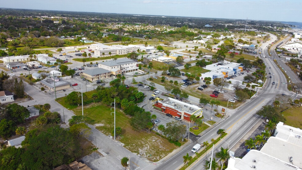 601 N US Highway 1, Fort Pierce, FL à vendre - Aérien – Image 3 sur 6
