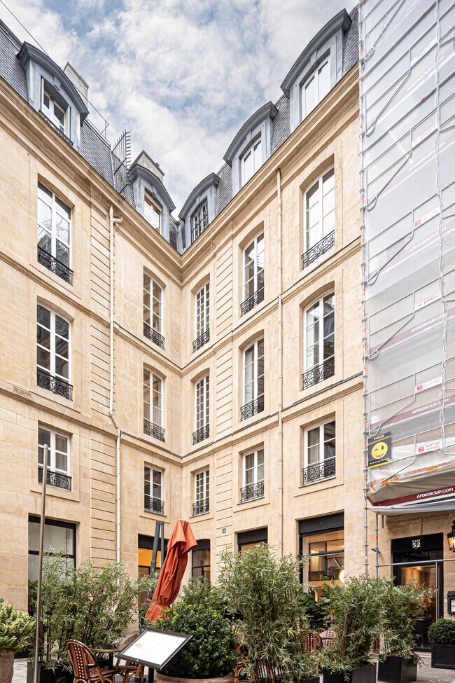 Plus de détails pour 4 Place De Valois, Paris - Bureau à louer