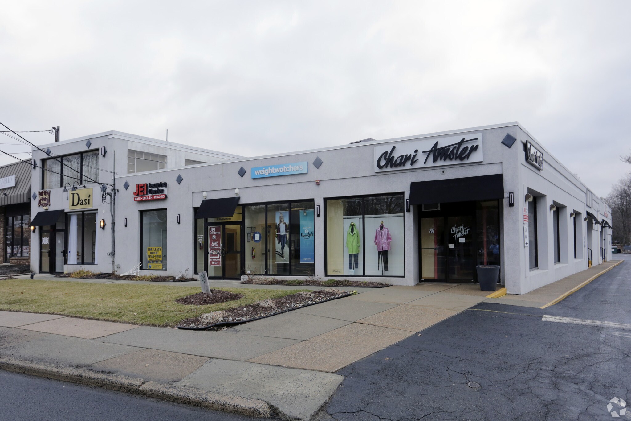 95-97 S Livingston Ave, Livingston, NJ à louer Photo de l’immeuble– Image 1 sur 3