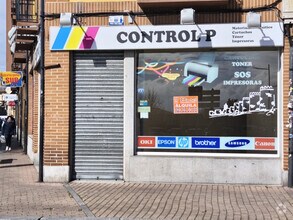 Local commercial dans Ávila, Ávila à louer Photo intérieure– Image 1 sur 8