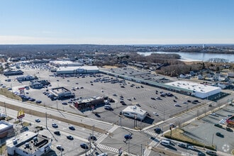 181 Mariano Bishop Blvd, Fall River, MA - VUE AÉRIENNE  vue de carte - Image1