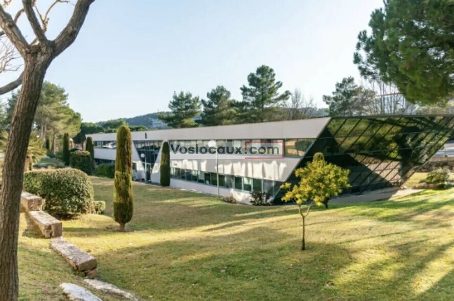 Bureau dans SOPHIA ANTIPOLIS à louer - Photo de l’immeuble – Image 1 sur 5