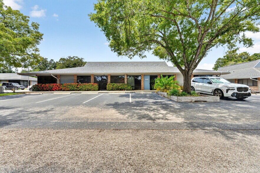 701 Enterprise Rd E, Safety Harbor, FL à louer - Photo intérieure – Image 2 sur 22