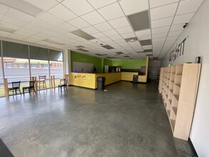 200 Fort Pierpont Dr, Morgantown, WV à louer Photo de l’immeuble– Image 1 sur 5