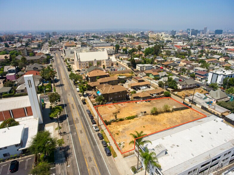 241 N Union Ave, Los Angeles, CA à vendre - Photo de l’immeuble – Image 2 sur 12