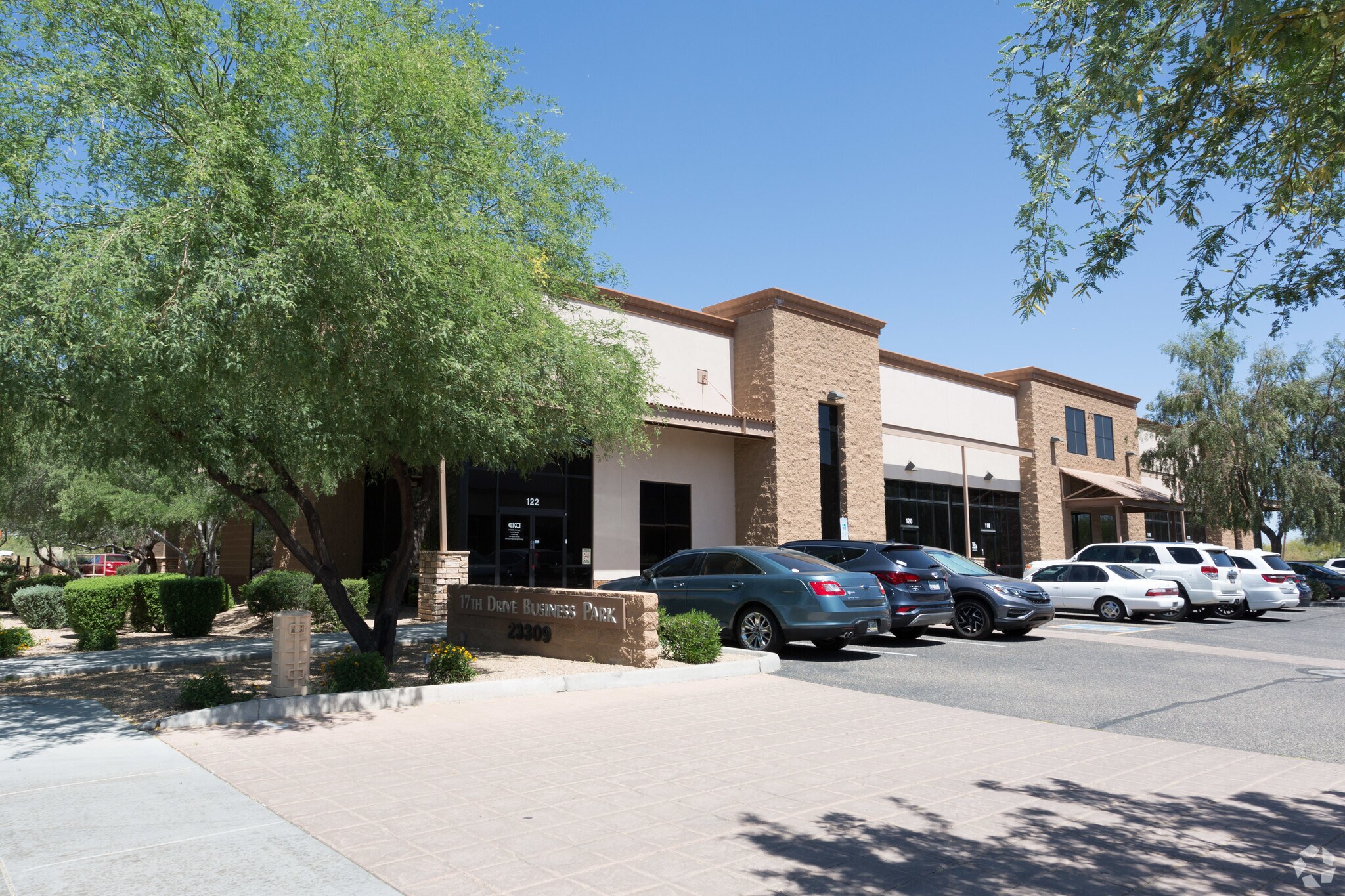 23309 N 17th Dr, Phoenix, AZ à louer Photo principale– Image 1 sur 9