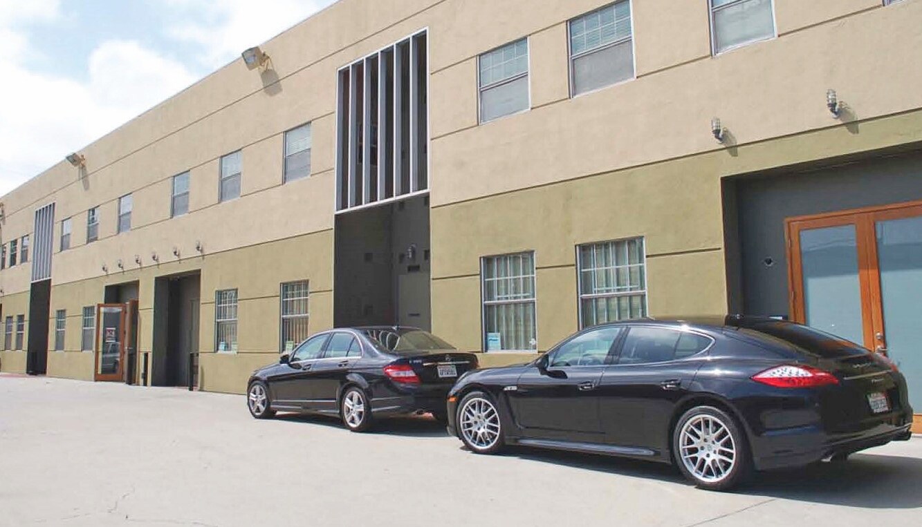 8950-8956 Ellis Ave, Los Angeles, CA à louer Photo principale– Image 1 sur 18