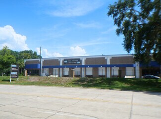 Plus de détails pour 3719 Corporex Park Dr, Tampa, FL - Industriel/Logistique à louer