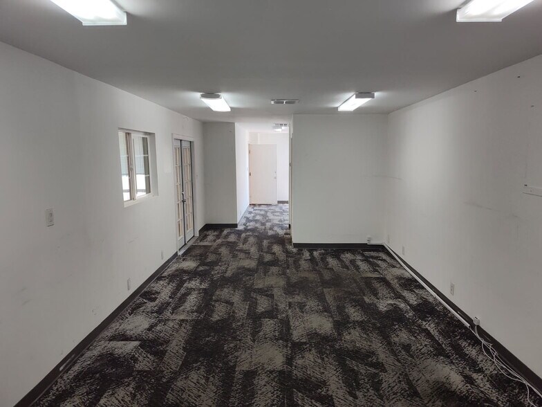 1381 Franquette Ave, Concord, CA à louer - Photo de l’immeuble – Image 2 sur 11