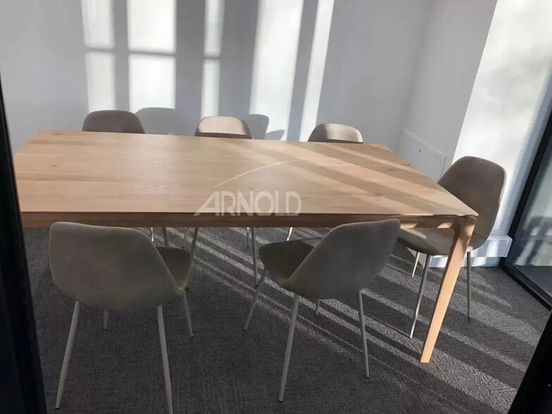 Bureau dans Vannes à louer - Photo de l’immeuble – Image 3 sur 3