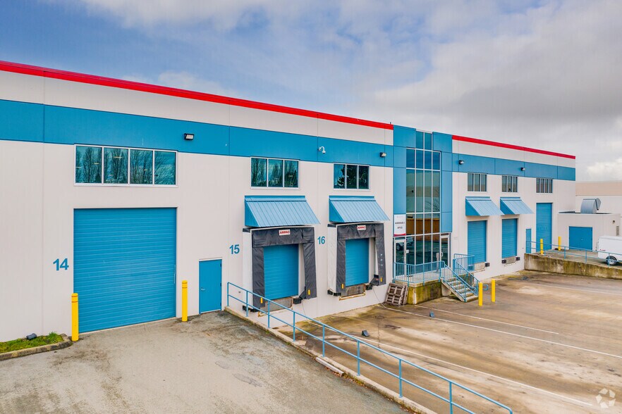 7027 Venture St, Delta, BC à louer - Photo de l’immeuble – Image 3 sur 3
