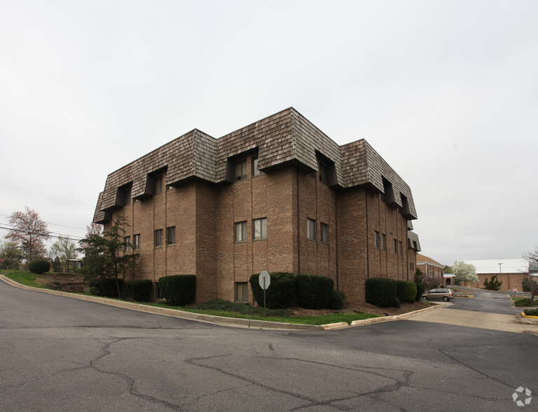9440 Marlboro Pike, Upper Marlboro, MD à louer - Photo de l’immeuble – Image 2 sur 3