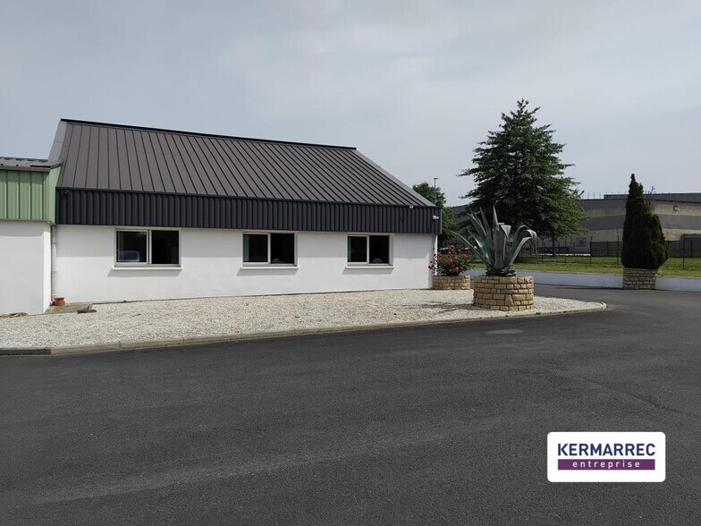 Local d'activités dans Bourgbarré à vendre - Photo de l’immeuble – Image 1 sur 6