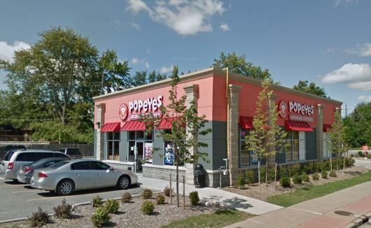 1375 Huron Church Rd, Windsor, ON à louer - Photo de l’immeuble – Image 2 sur 3