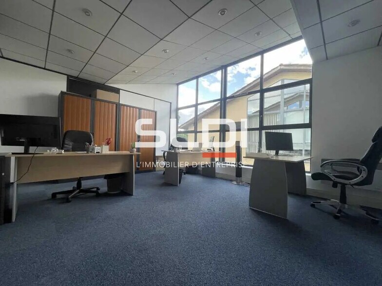 Bureau dans Limas à louer - Photo de l’immeuble – Image 3 sur 6