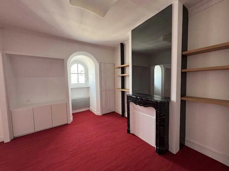 8 Rue De La Michodière, Paris à louer - Photo de l’immeuble – Image 3 sur 12