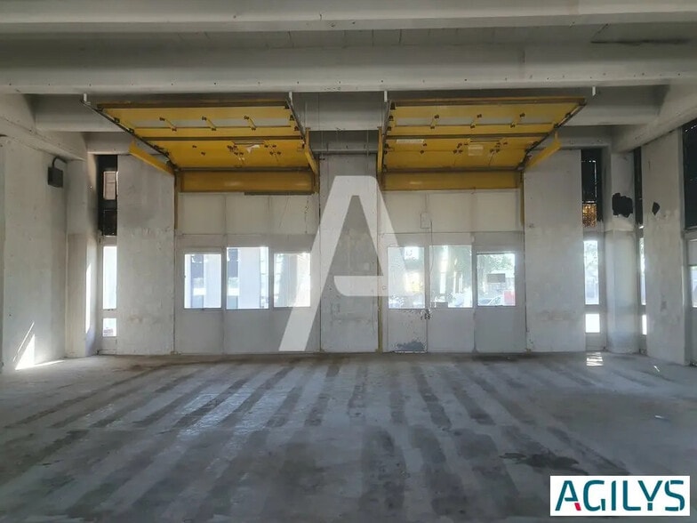 Industriel/Logistique dans Rungis à louer - Photo de l’immeuble – Image 1 sur 6