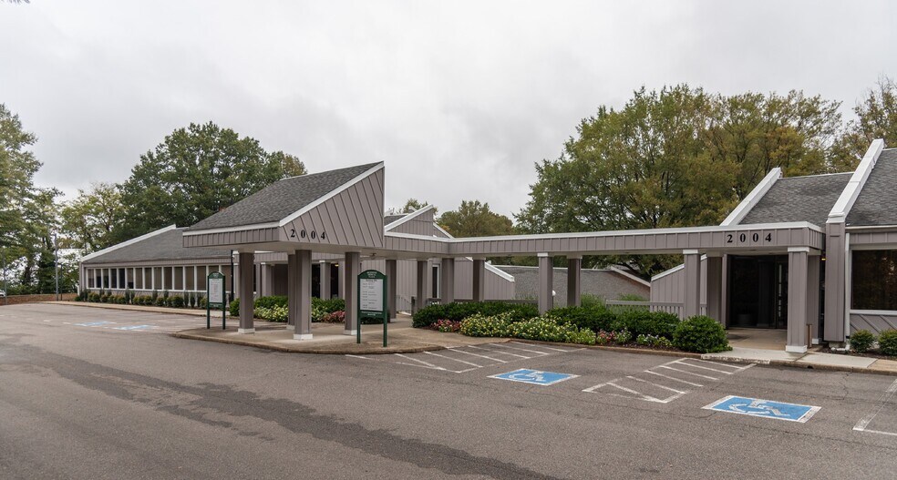 2004 Bremo Rd, Richmond, VA à vendre - Photo principale – Image 1 sur 10