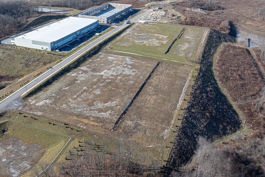 1300 International Dr, Noblestown, PA à vendre - Photo principale – Image 1 sur 1