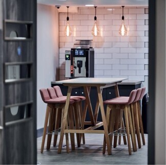 Plus de détails pour 210-222 Hagley Rd W, Oldbury - Bureau à louer
