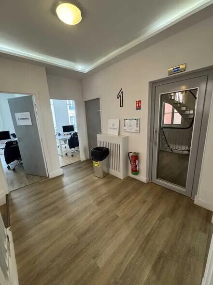 Bureau dans Paris à louer - Photo de l’immeuble – Image 2 sur 6