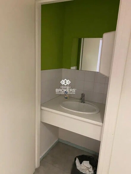 Bureau dans Grenoble à vendre - Photo intérieure – Image 3 sur 10