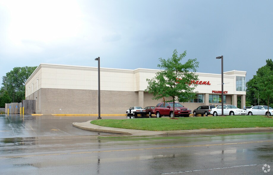 400 E Memorial Dr, Muncie, IN à vendre - Photo de l’immeuble – Image 2 sur 3