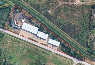 Plus de détails pour 1120 County Road 129, Alvin, TX - Industriel/Logistique à vendre