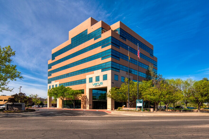 6100 Uptown Blvd NE, Albuquerque, NM à louer - Photo principale – Image 1 sur 12
