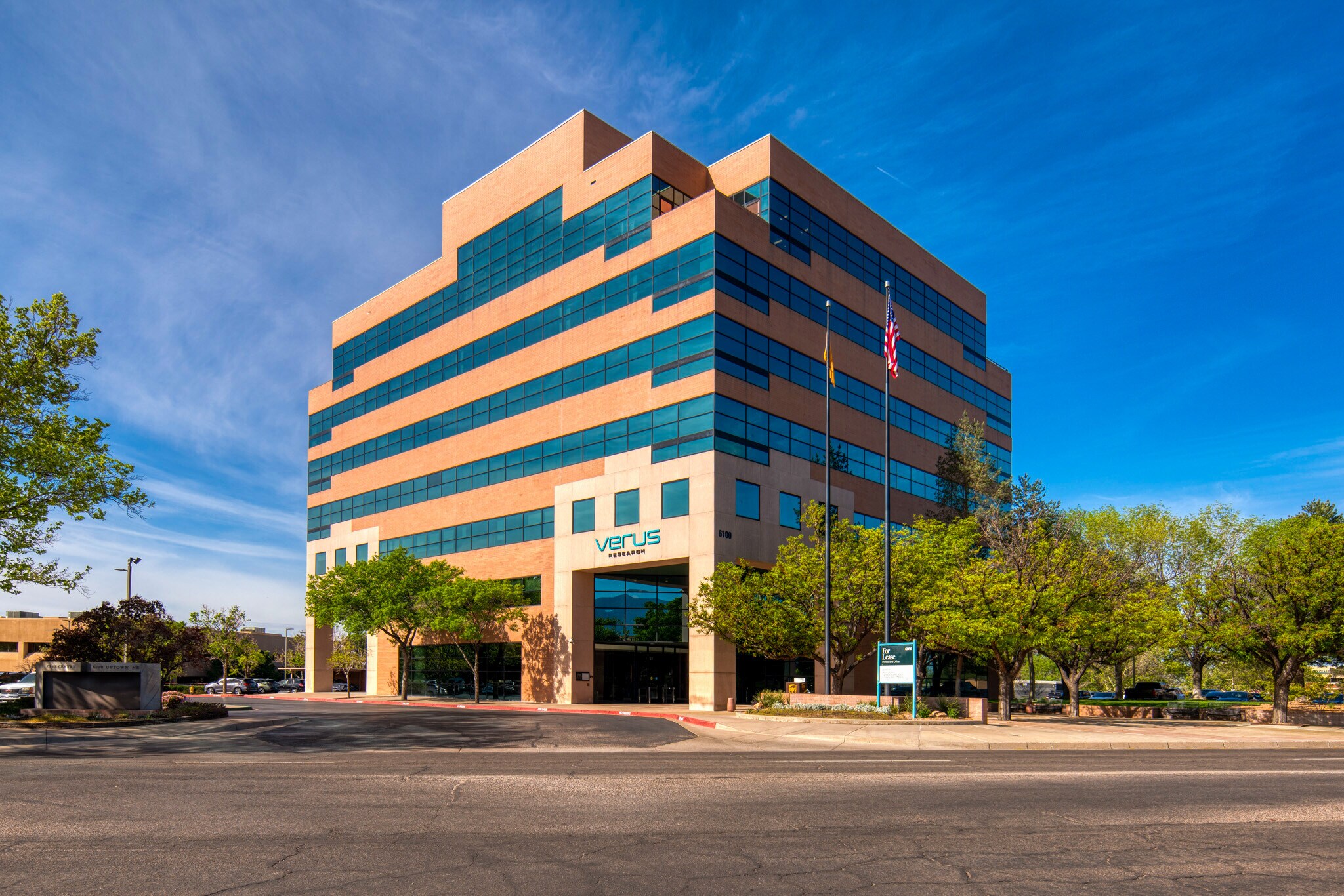 6100 Uptown Blvd NE, Albuquerque, NM à louer Photo principale– Image 1 sur 13