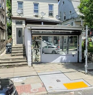 Plus de détails pour 140 Mclean Ave, Yonkers, NY - Local commercial à louer