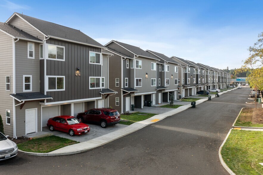 14601 1st Ave S, Tacoma, WA à vendre - Photo principale – Image 1 sur 12