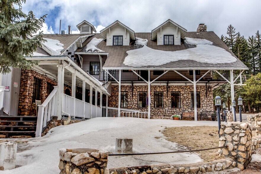 8136 S Brook Forest Rd, Evergreen, CO à vendre - Photo de l’immeuble – Image 3 sur 44