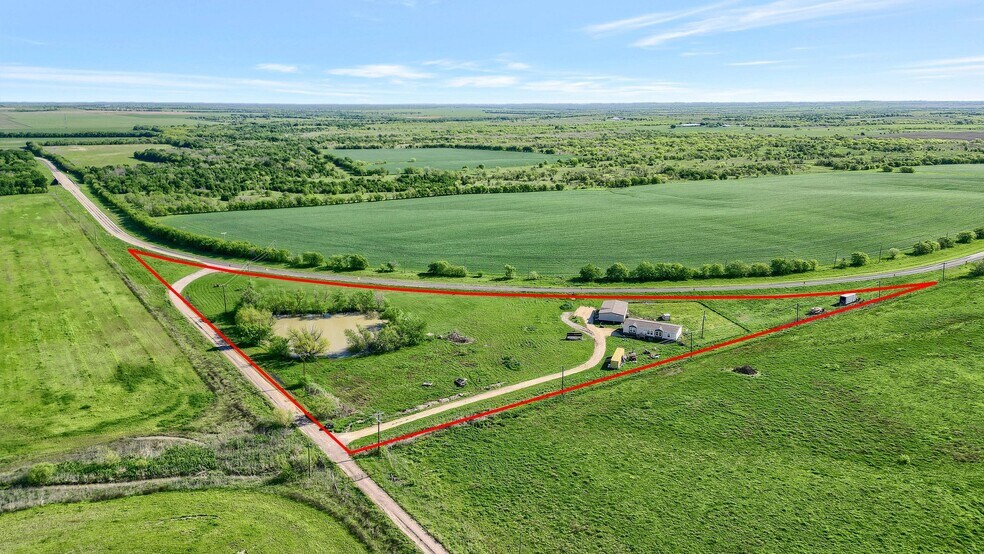4.212ac FM 902, Collinsville, TX à vendre - Photo principale – Image 2 sur 28