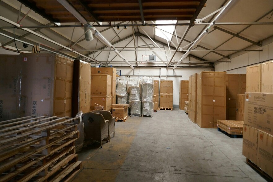 Unit 47 Hillgrove Business Park, Nazeing Road Road, Nazeing à louer - Photo intérieure – Image 2 sur 9
