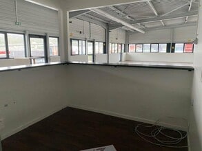 Bureau dans Landerneau à vendre Photo intérieure– Image 2 sur 10