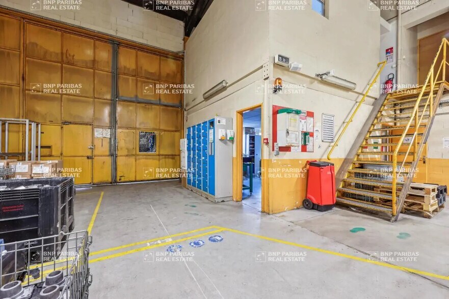 Local d’activités dans Chennevières-sur-Marne à louer - Photo intérieure – Image 3 sur 10