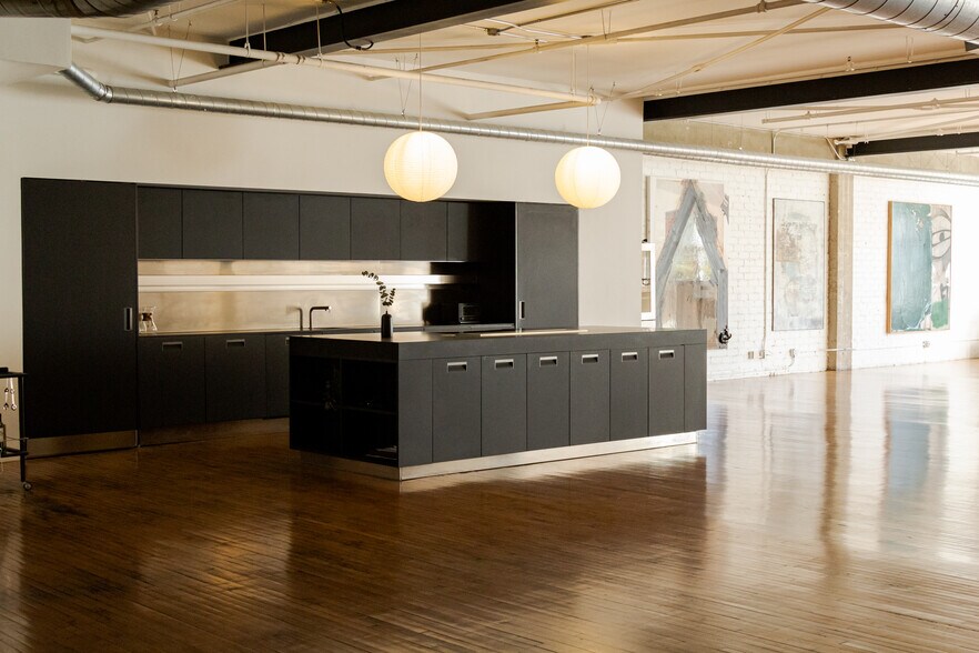 500-530 Molino St, Los Angeles, CA à louer - Photo de l’immeuble – Image 1 sur 8