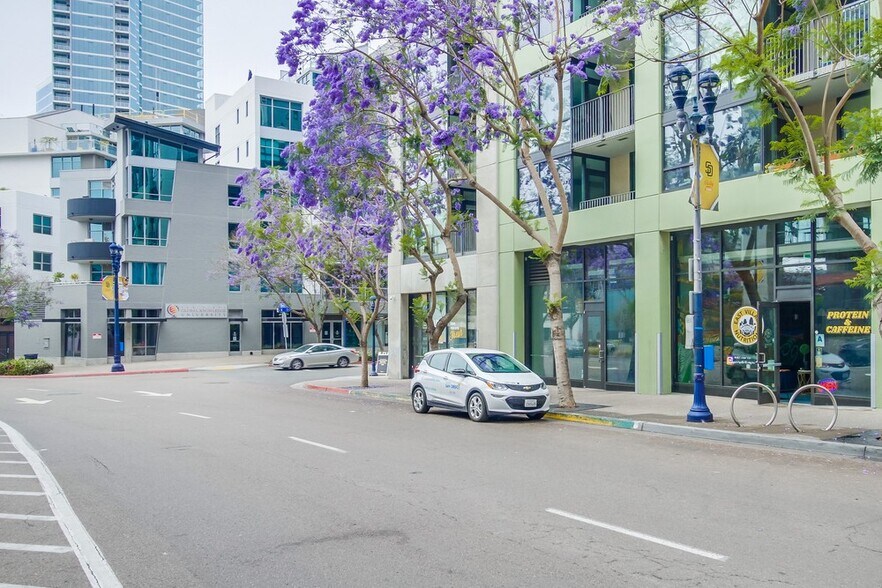 302-390 11th Ave, San Diego, CA à vendre - Photo de l’immeuble – Image 2 sur 10