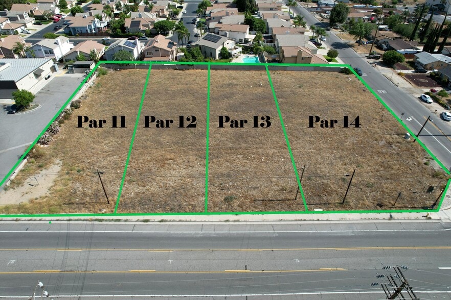 2000-2020 Mentone Blvd., Mentone, CA à vendre - Photo de l’immeuble – Image 1 sur 25