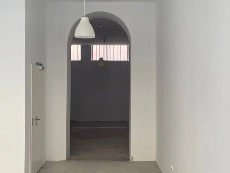 Bureau dans Lyon à louer - Photo de l’immeuble – Image 3 sur 6