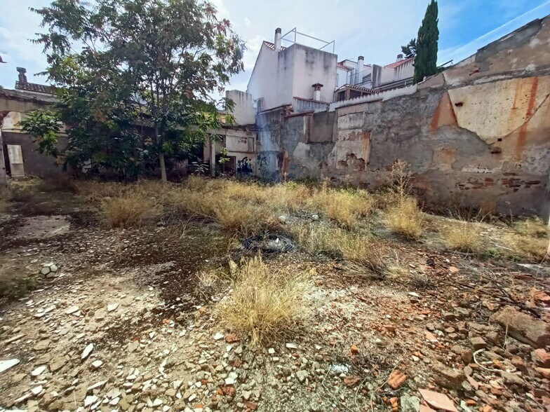 Terrain dans Cáceres, Cáceres à vendre - Photo principale – Image 2 sur 7