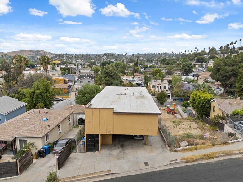 3925 Barrett Rd, Los Angeles, CA à vendre - Photo de l’immeuble – Image 2 sur 17