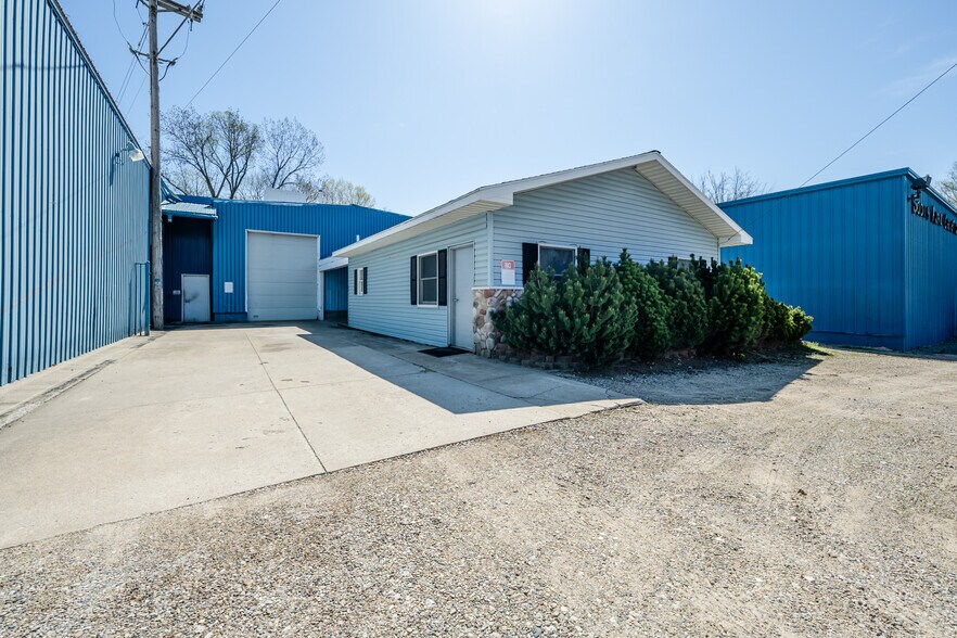 3085 Yore Ave, Sodus, MI à vendre - Photo de l’immeuble – Image 3 sur 14