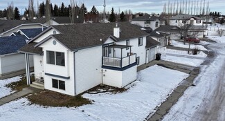 Plus de détails pour 62 Landsdowne Dr, Spruce Grove, AB - Local commercial à vendre