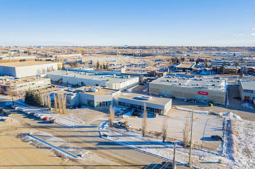 7220 Railway St SE, Calgary, AB à louer - Aérien – Image 3 sur 3